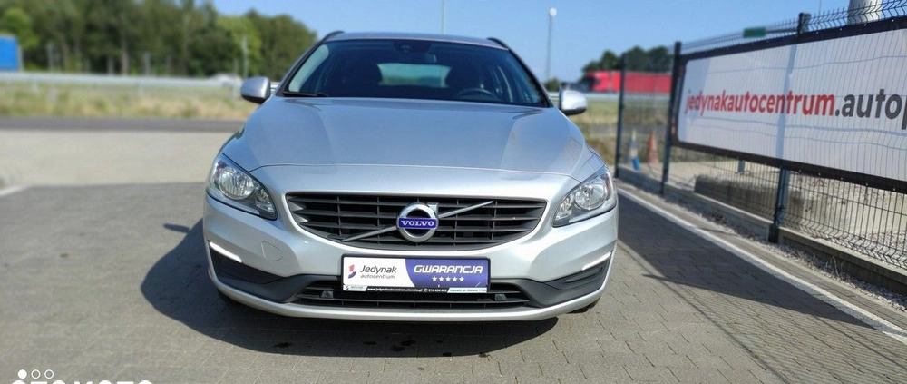 Volvo V60 cena 51800 przebieg: 246200, rok produkcji 2017 z Wleń małe 301
